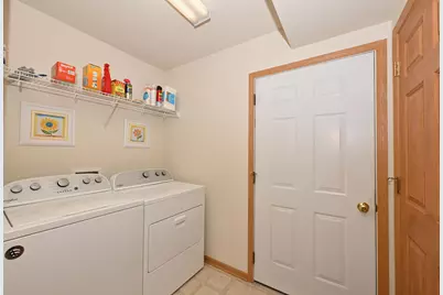 923  Prestwick - #1, Racine, WI 53185 - Photo 12