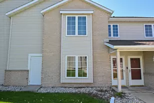 923 Prestwick, Racine, WI 53185 - Photo 1