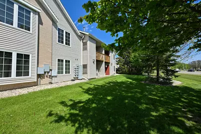 923  Prestwick - #1, Racine, WI 53185 - Photo 18