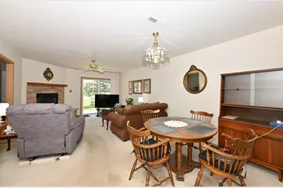 923  Prestwick - #1, Racine, WI 53185 - Photo 4