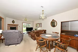 923 Prestwick, Racine, WI 53185 - Photo 4