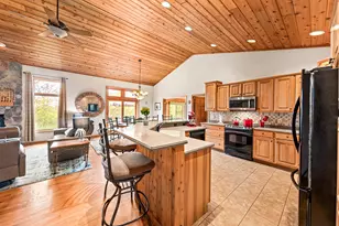 W8797 Lake Lorraine Rd, Delavan, WI 53115 - Photo 14