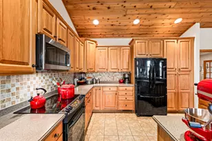 W8797 Lake Lorraine Rd, Delavan, WI 53115 - Photo 16