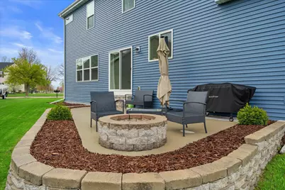 W204N16353  Jackson Dr, Jackson, WI 53037 - Photo 40