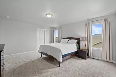 W204N16353  Jackson Dr, Jackson, WI 53037 - Photo 20
