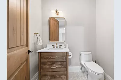 833  Wisconsin St, Lake Geneva, WI 53147 - Photo 20