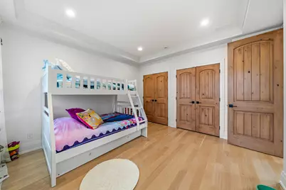 833  Wisconsin St, Lake Geneva, WI 53147 - Photo 30
