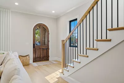 833  Wisconsin St, Lake Geneva, WI 53147 - Photo 6