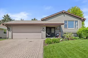 7912 31st Ave, Kenosha, WI 53142 - Photo 2