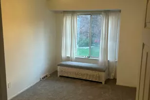 8616 N Servite Dr, Milwaukee, WI 53223 - Photo 12