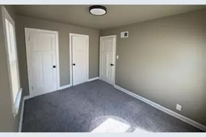 3901 N 37th St, Milwaukee, WI 53216 - Photo 6