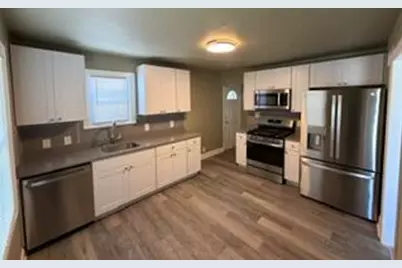 3901 N 37th St, Milwaukee, WI 53216 - Photo 2