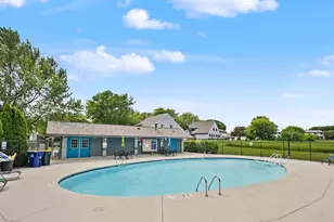 7365 S Delaine Dr, Oak Creek, WI 53154 - Photo 28