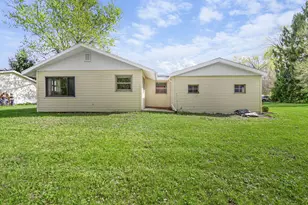 W9370 Burr Ln, Oakland, WI 53523 - Photo 36