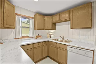 W9370 Burr Ln, Oakland, WI 53523 - Photo 22