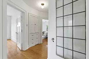 2221 E Newton Ave, Shorewood, WI 53211 - Photo 24