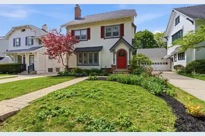 2221 E Newton Ave, Shorewood, WI 53211 - Photo 40