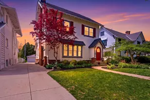 2221 E Newton Ave, Shorewood, WI 53211 - Photo 42