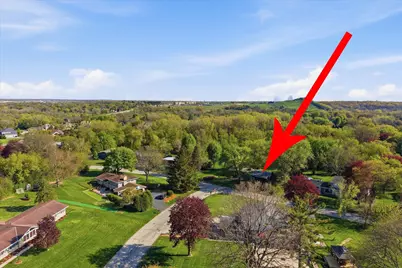 8221  Fairmont Ln, Greendale, WI 53129 - Photo 42