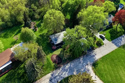 8221  Fairmont Ln, Greendale, WI 53129 - Photo 46