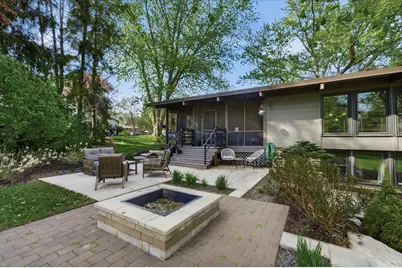 8221  Fairmont Ln, Greendale, WI 53129 - Photo 38