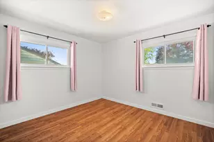 1790 Spruce Ct, South Milwaukee, WI 53172 - Photo 14