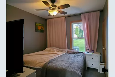 209 S Warren St, Watertown, WI 53094 - Photo 10