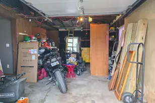 209 S Warren St, Watertown, WI 53094 - Photo 30