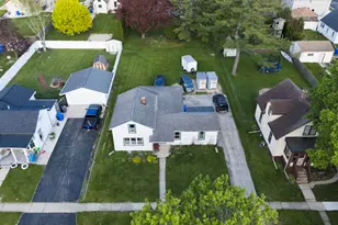 209 S Warren St, Watertown, WI 53094 - Photo 4