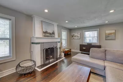 7301 W Bluemound Rd, Milwaukee, WI 53213 - Photo 14