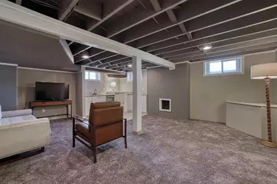 7301 W Bluemound Rd, Milwaukee, WI 53213 - Photo 24