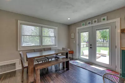 7301 W Bluemound Rd, Milwaukee, WI 53213 - Photo 8