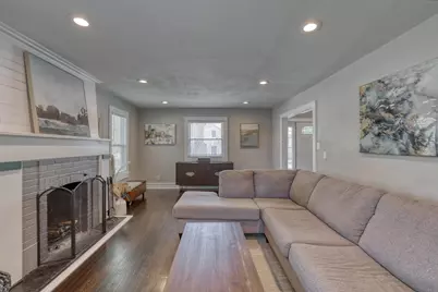 7301 W Bluemound Rd, Milwaukee, WI 53213 - Photo 12