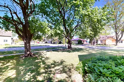 309  Howard St, Walworth, WI 53184 - Photo 34