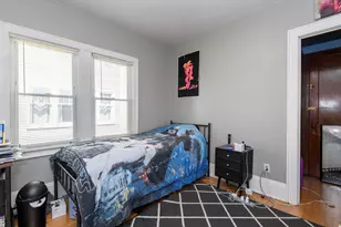 2733 N Downer Ave, Milwaukee, WI 53211 - Photo 10