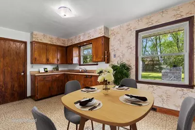 N69W13409  Harding Dr, Menomonee Falls, WI 53051 - Photo 8