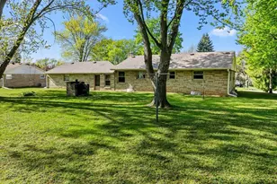 N69W13409 Harding Dr, Menomonee Falls, WI 53051 - Photo 36