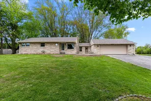 N69W13409 Harding Dr, Menomonee Falls, WI 53051 - Photo 44