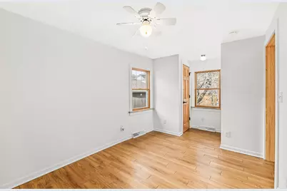 5932 N Santa Monica Blvd, Whitefish Bay, WI 53217 - Photo 24