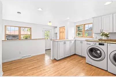 5932 N Santa Monica Blvd, Whitefish Bay, WI 53217 - Photo 20