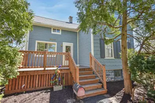 5932 N Santa Monica Blvd, Whitefish Bay, WI 53217 - Photo 2
