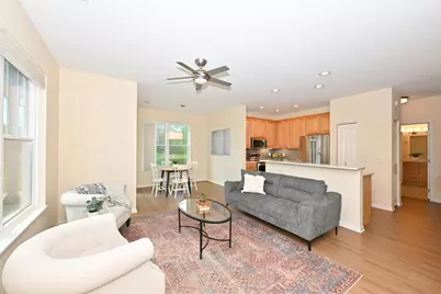 N16W26559  Meadowgrass Cir #A, Pewaukee, WI 53072 - Photo 4