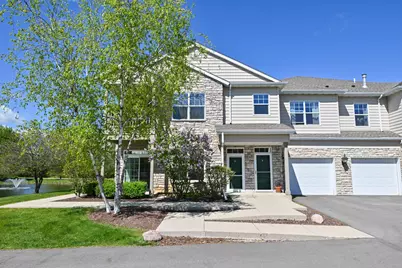 N16W26559  Meadowgrass Cir #A, Pewaukee, WI 53072 - Photo 2
