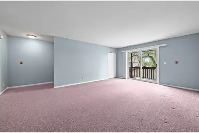 217  Franklin St #2H, Delavan, WI 53115 - Photo 4