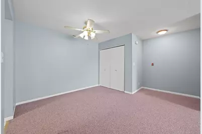 217  Franklin St #2H, Delavan, WI 53115 - Photo 8