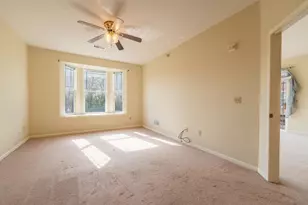 6995 S Riverwood Blvd, Franklin, WI 53132 - Photo 12