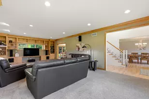 N36W22663 Long Valley Rd, Pewaukee, WI 53072 - Photo 24