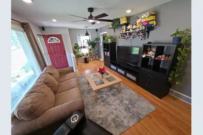 3949 N 77th St, Milwaukee, WI 53222 - Photo 2