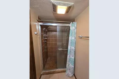 3949 N 77th St, Milwaukee, WI 53222 - Photo 10