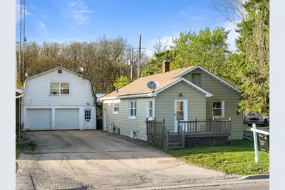1207  Grant St, Lake Geneva, WI 53147 - Photo 4